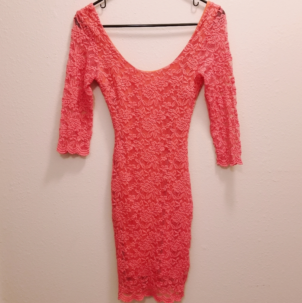 April USA Lace Lined